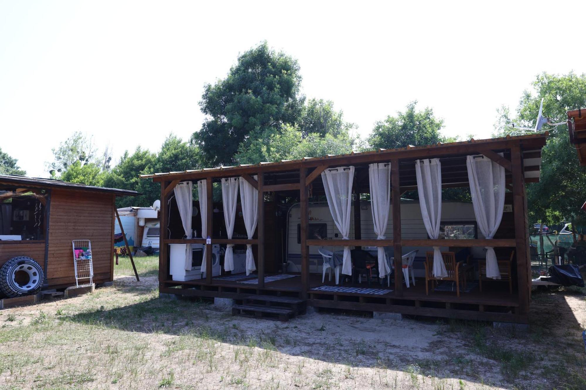 Sea Caravan On The Beach Kiten  Extérieur photo